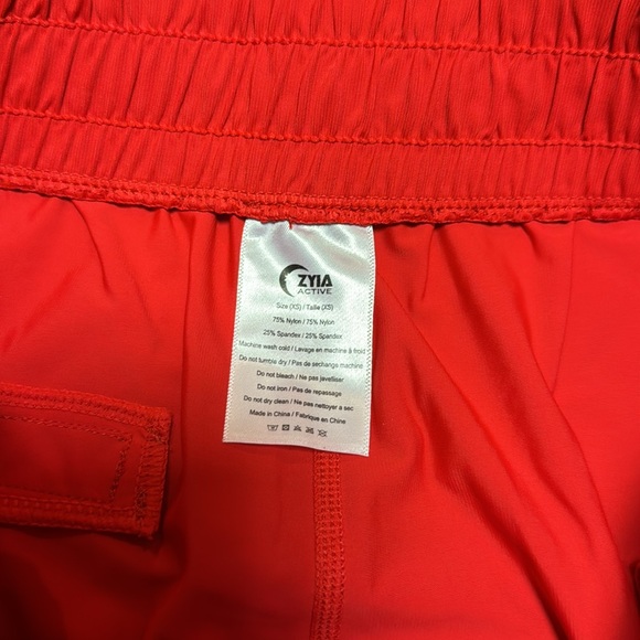 XS ZYIA Red Everywhere Zipper Joggers - Picture 3 of 4